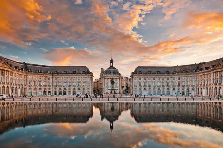 /Assets/Desktop/CruiseGallery/Thumb/bordeaux_overall.jpg