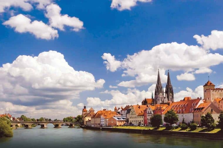 /Assets/Desktop/CruiseGallery/Thumb/magnificenteurope_regensburg_gallery.jpg