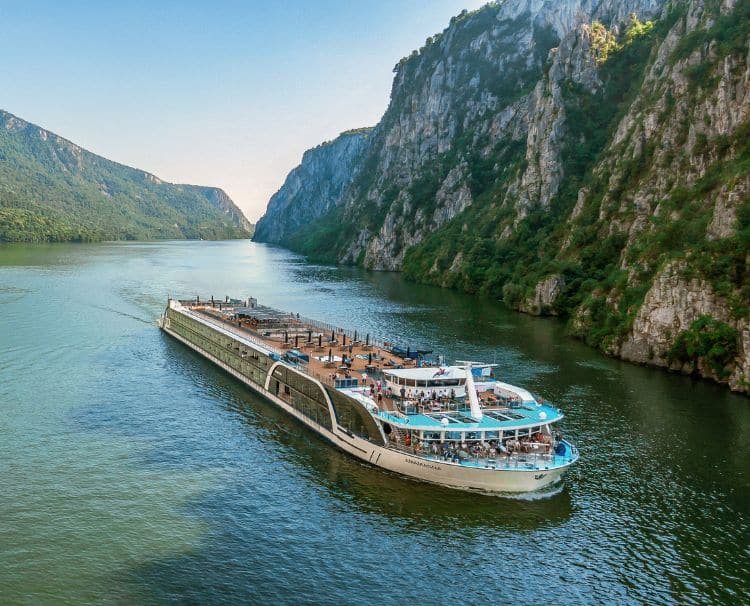 river cruise travel companies