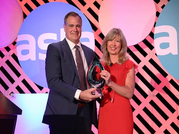 Zane Kerby, ASTA President & CEO, and Kristin Karst, Co-Founder and Executive Vice President of AmaWaterways (August 2021)